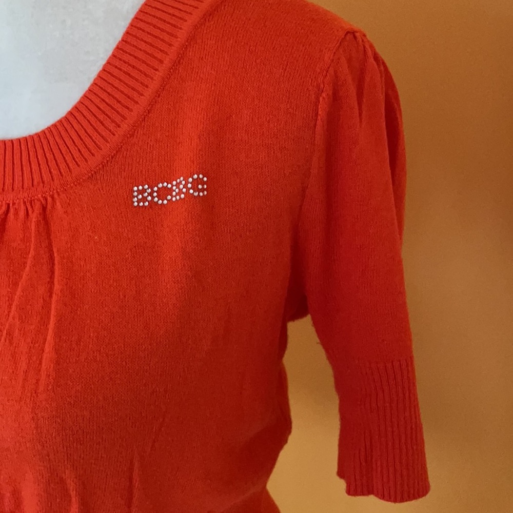 BCBGMaxAzria Medium top - Picture 3 of 3